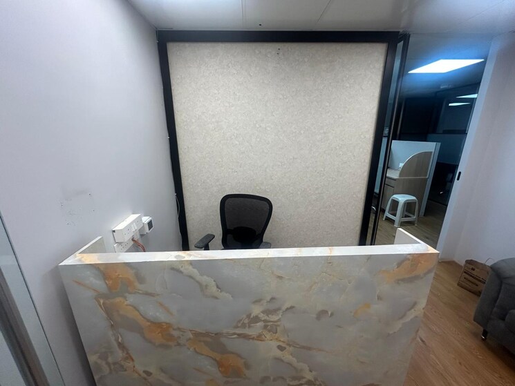 undefined, one-bkc Commercial Office Space 800 Sq.Ft. In Bandra East Mumbai 9371264