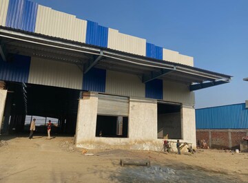  Warehouse For Rent in Iim Road