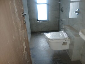 Bathroom in 3 BHK Apartment at Omkar Alta Monte, Malad East – for Sale