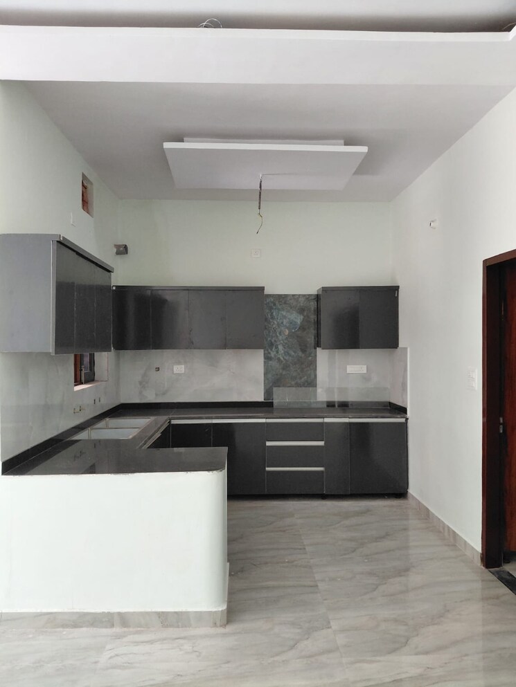 Kitchen, kharar mohali road 4 Bedroom 125 Sq.Yd. Independent House In Kharar Mohali Road Kharar 9371257