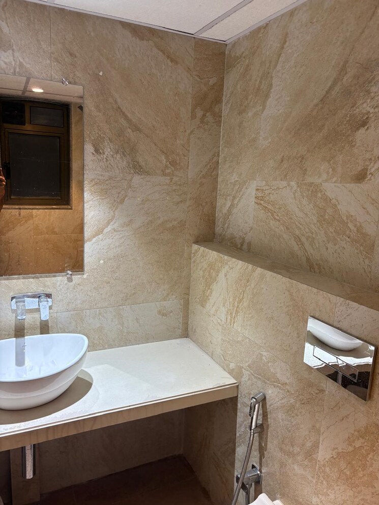 Bathroom, kanakia-silicon-valley 2 Bedroom 820 Sq.Ft. Apartment In Powai Mumbai 9371270
