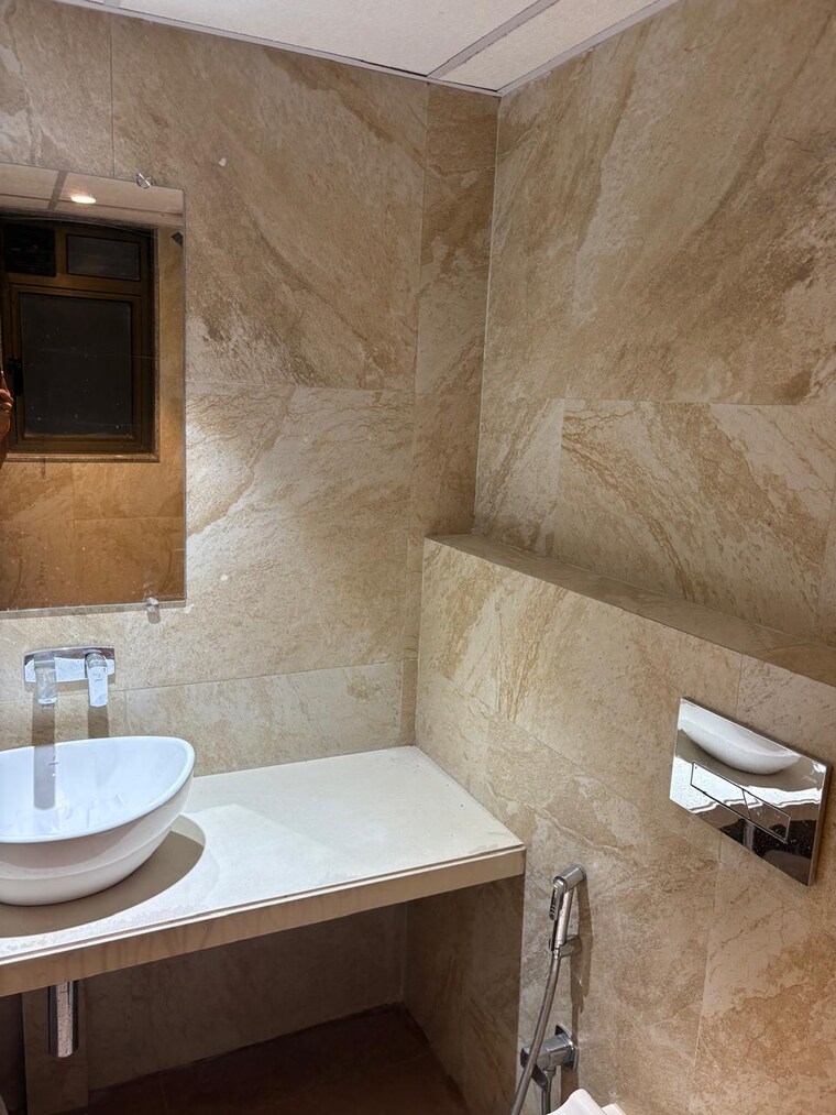 Bathroom, kanakia-silicon-valley 2 Bedroom 820 Sq.Ft. Apartment In Powai Mumbai 9371270
