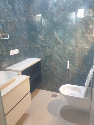 4 BHK Builder Floor For Rent in Sector 16