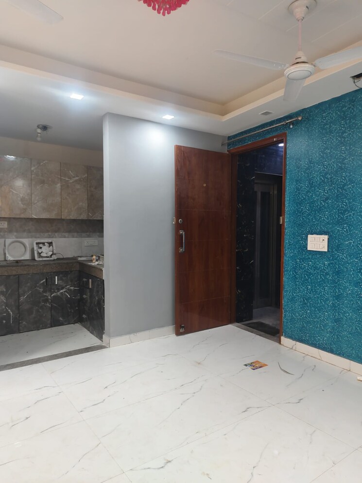 Room, panchsheel vihar 2 Bedroom 750 Sq.Ft. Builder Floor In Panchsheel Vihar Delhi 9371454