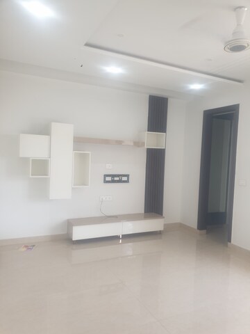 4 BHK Builder Floor For Rent in Sector 16