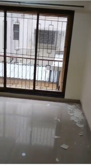 Bedroom in 2 BHK Apartment at Garden View Chembur, Chembur – for Rent