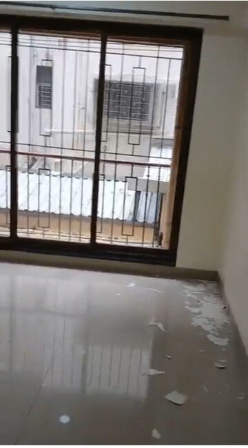 Bedroom in 2 BHK Apartment at Garden View Chembur, Chembur – for Rent