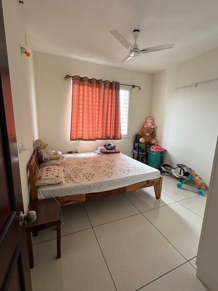 Bedroom, prestige-lakeside-habitat 3 Bedroom 1655 Sq.Ft. Apartment In Varthur Bangalore 9371531