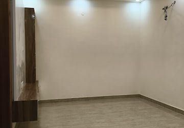 3 BHK Builder Floor For Rent in BPTP District, Sector 81