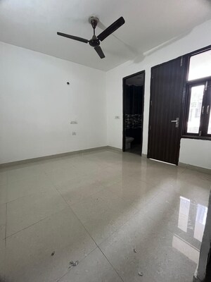 2 BHK Builder Floor For Rent in Saket