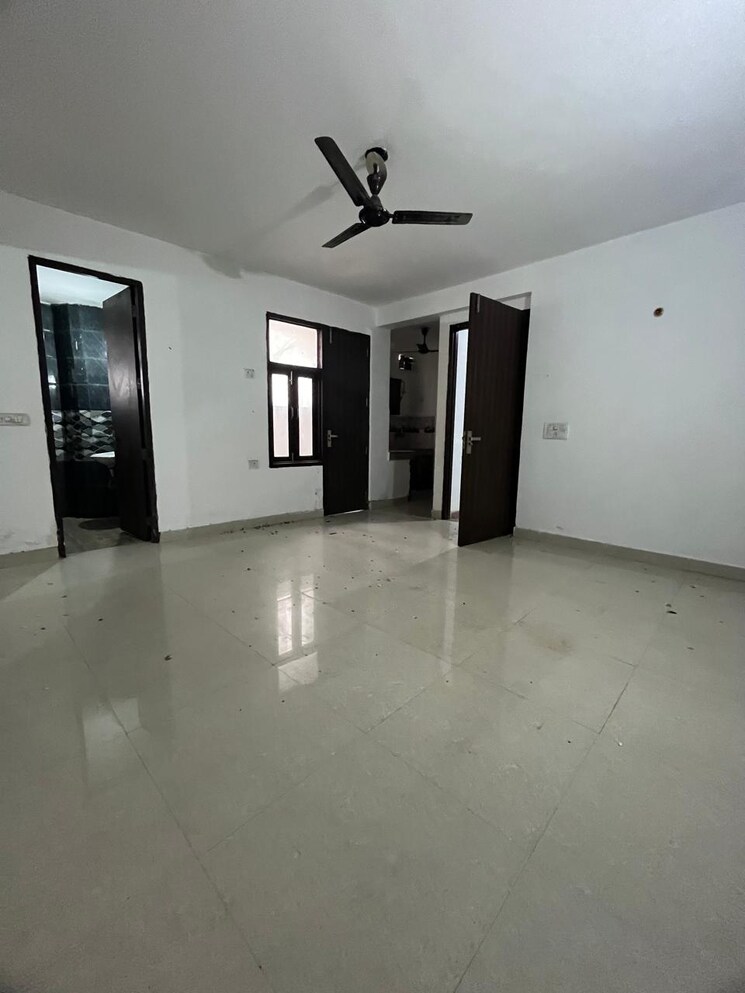 Room, saket 2 Bedroom 850 Sq.Ft. Builder Floor In Saket Delhi 9371656