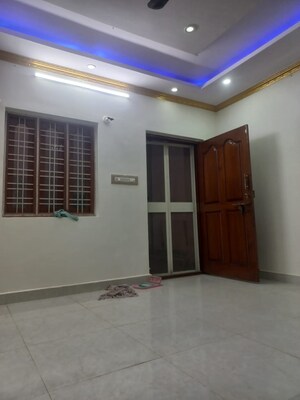 Room in 3 BHK Independent House at Ejipura – for Rent