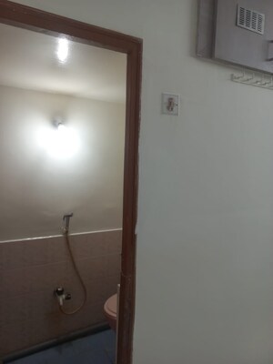 Furnished Amenities in 3 BHK Independent House at Ejipura – for Rent