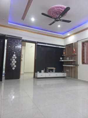 Room in 3 BHK Independent House at Ejipura – for Rent