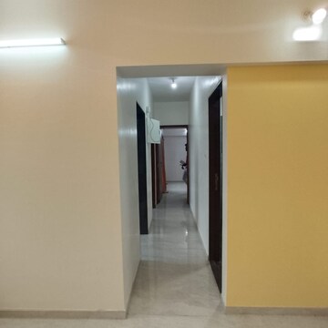 Room in 1.5 BHK Apartment at Chaitanya Anand Lunkhod CHSL, Andheri West – for Rent