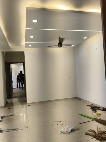 Room in 4 BHK Builder Floor at BPTP Eden Estate, Sector 81 – for Rent