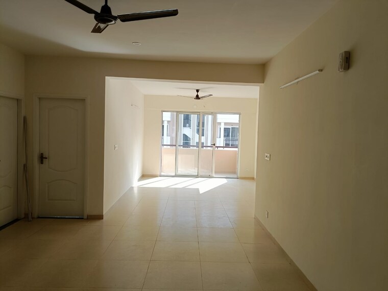 Room, sushma-valencia 3 Bedroom 1800 Sq.Ft. Apartment In International Airport Road Zirakpur 9371655