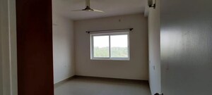Room in 3 BHK Apartment at Mantri Webcity, Hennur – for Rent
