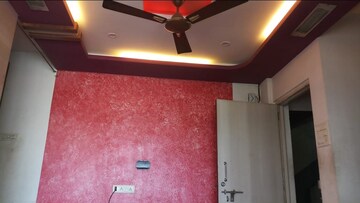 Furnished Amenities in 2 BHK Apartment at Vakola – for Rent