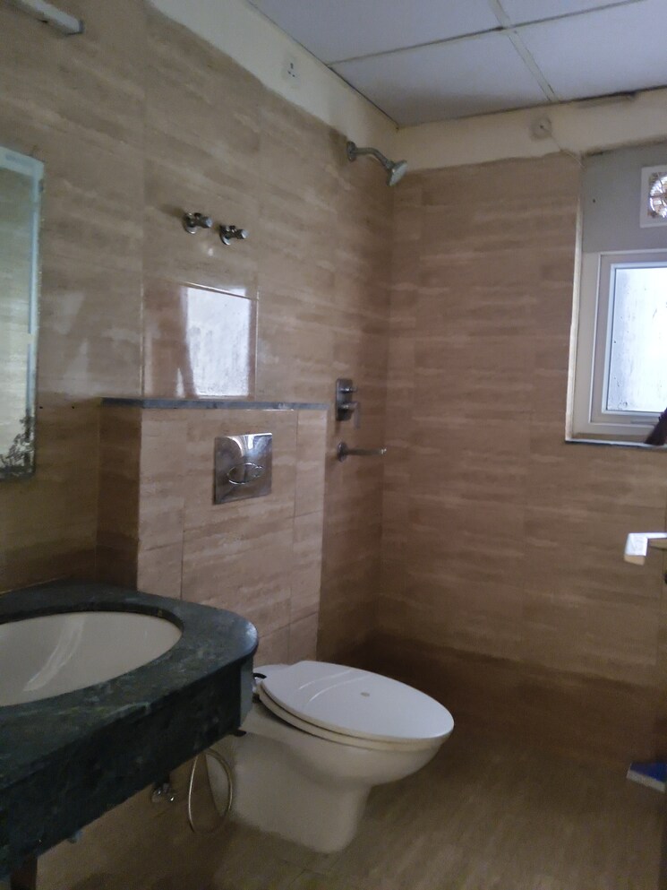 Bathroom, rps-auria 3 Bedroom 1565 Sq.Ft. Apartment In Sector 88 Faridabad 9371657