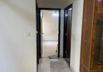 Room in 2 BHK Apartment at Vaishnavi Serene, Yelahanka – for Rent