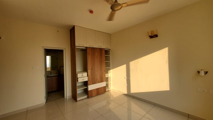 Living Room, prestige-lakeside-habitat 3 Bedroom 1655 Sq.Ft. Apartment In Varthur Bangalore 9371719