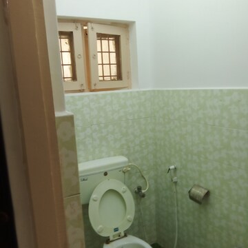 Bathroom in 3 BHK Independent House at Ejipura – for Rent