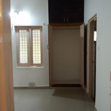 Room in 3 BHK Independent House at Ejipura – for Rent