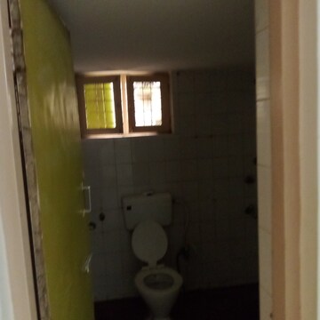 Bathroom in 3 BHK Independent House at Ejipura – for Rent