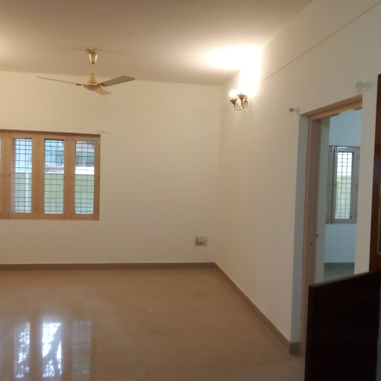 Room, ejipura 3 Bedroom 1200 Sq.Ft. Independent House In Ejipura Bangalore 9371753