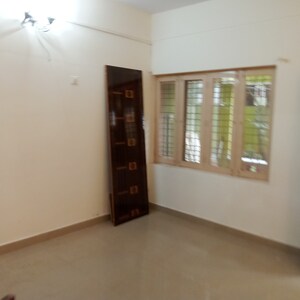 Room in 3 BHK Independent House at Ejipura – for Rent
