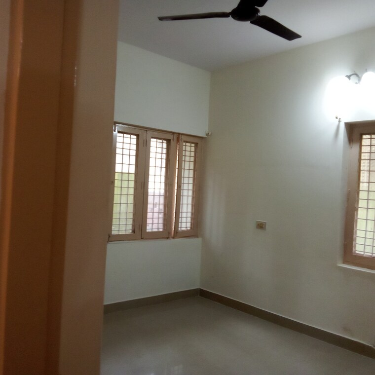 Room, ejipura 3 Bedroom 1200 Sq.Ft. Independent House In Ejipura Bangalore 9371753