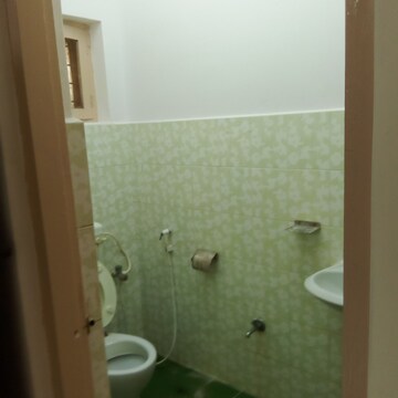 Bathroom in 3 BHK Independent House at Ejipura – for Rent