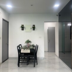 2 BHK Apartment For Sale in UK Iona