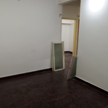 Room in 1 BHK Builder Floor at Ejipura – for Rent