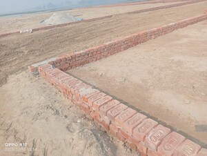  Plot For Sale in Kathinhia