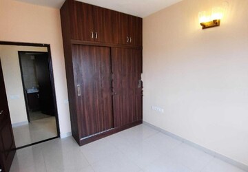 Room in 3 BHK Apartment at Shriram Liberty Square, Electronic City Phase ii – for Rent