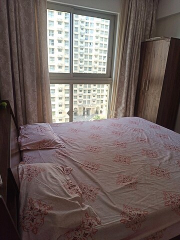 Bedroom in 2 BHK Apartment at Castle Rock, Powai – for Rent