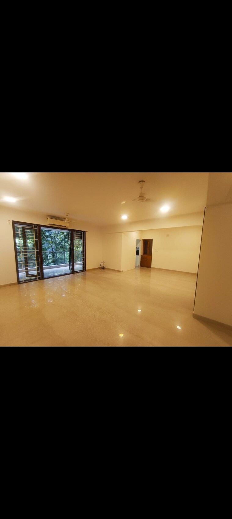 Room, indiranagar 3 Bedroom 2500 Sq.Ft. Apartment In Indiranagar Bangalore 9372166