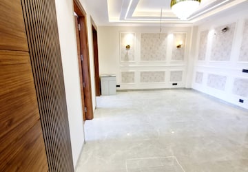 Building Lobby in 4 BHK Builder Floor at Sector 4 – for Sale