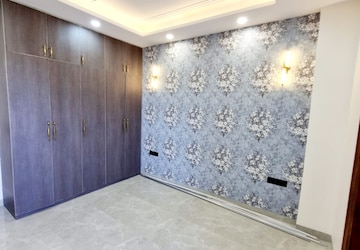 Bedroom in 4 BHK Builder Floor at Sector 4 – for Sale