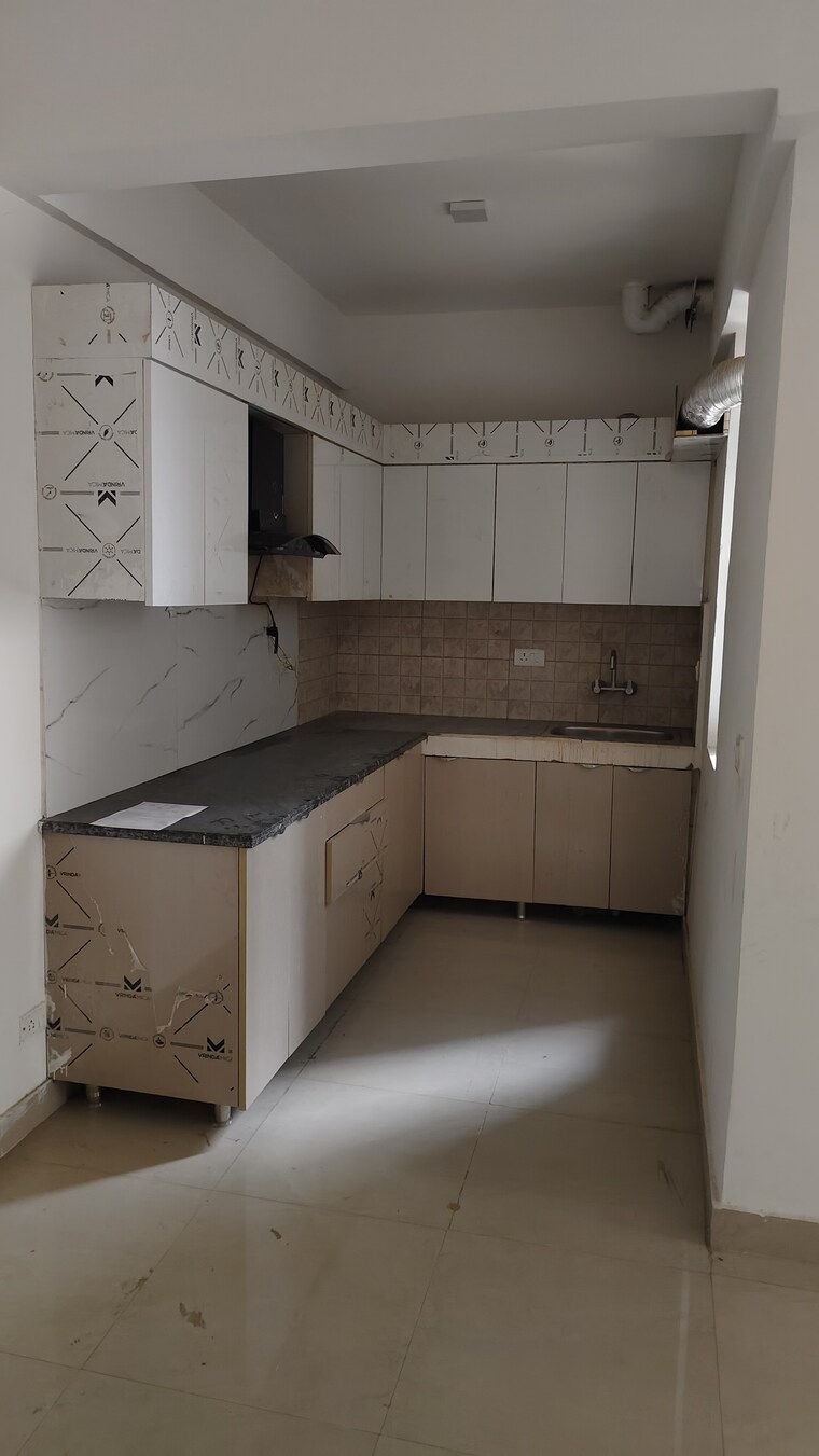 Kitchen, suncity-avenue-76 2 Bedroom 735 Sq.Ft. Apartment In Sector 76 Gurgaon 9372260