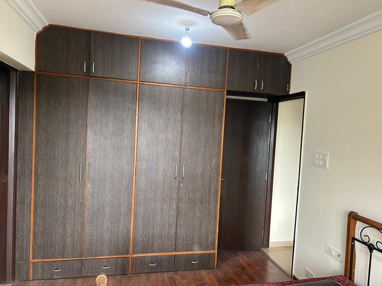 Master Bedroom, lake-primrose 2.5 Bedroom 1300 Sq.Ft. Apartment In Powai Mumbai 9372249