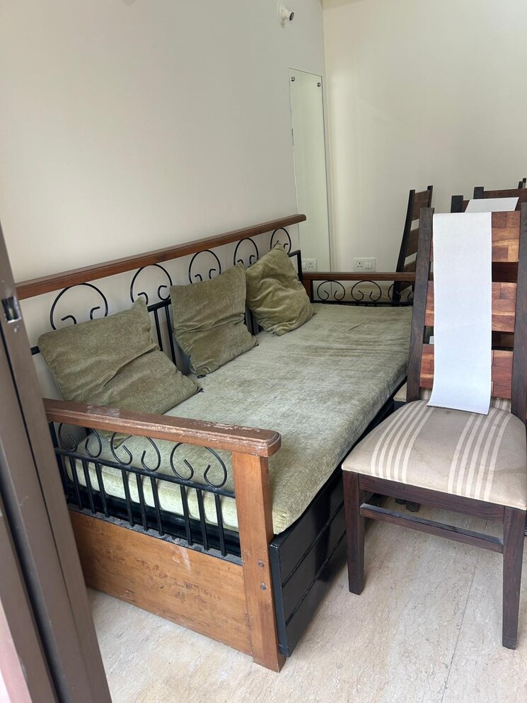 Bedroom, lake-primrose 2.5 Bedroom 1300 Sq.Ft. Apartment In Powai Mumbai 9372249