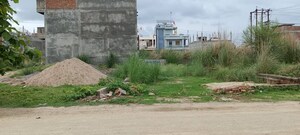  Plot For Sale in Jhalwa