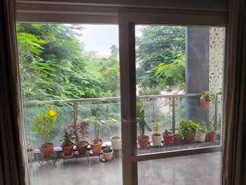 3 BHK Builder Floor – Garden View at Green Wood City, Sector 45 - for Rent