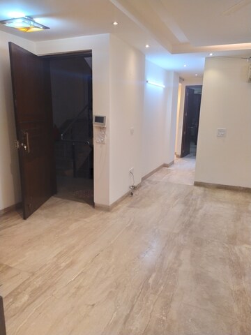 Living Room in 3 BHK Builder Floor at Greater Kailash ii – for Rent