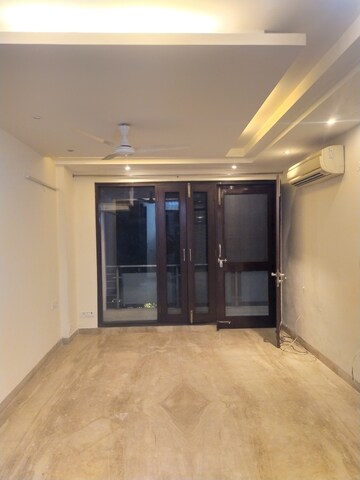 Living Room in 3 BHK Builder Floor at Greater Kailash ii – for Rent