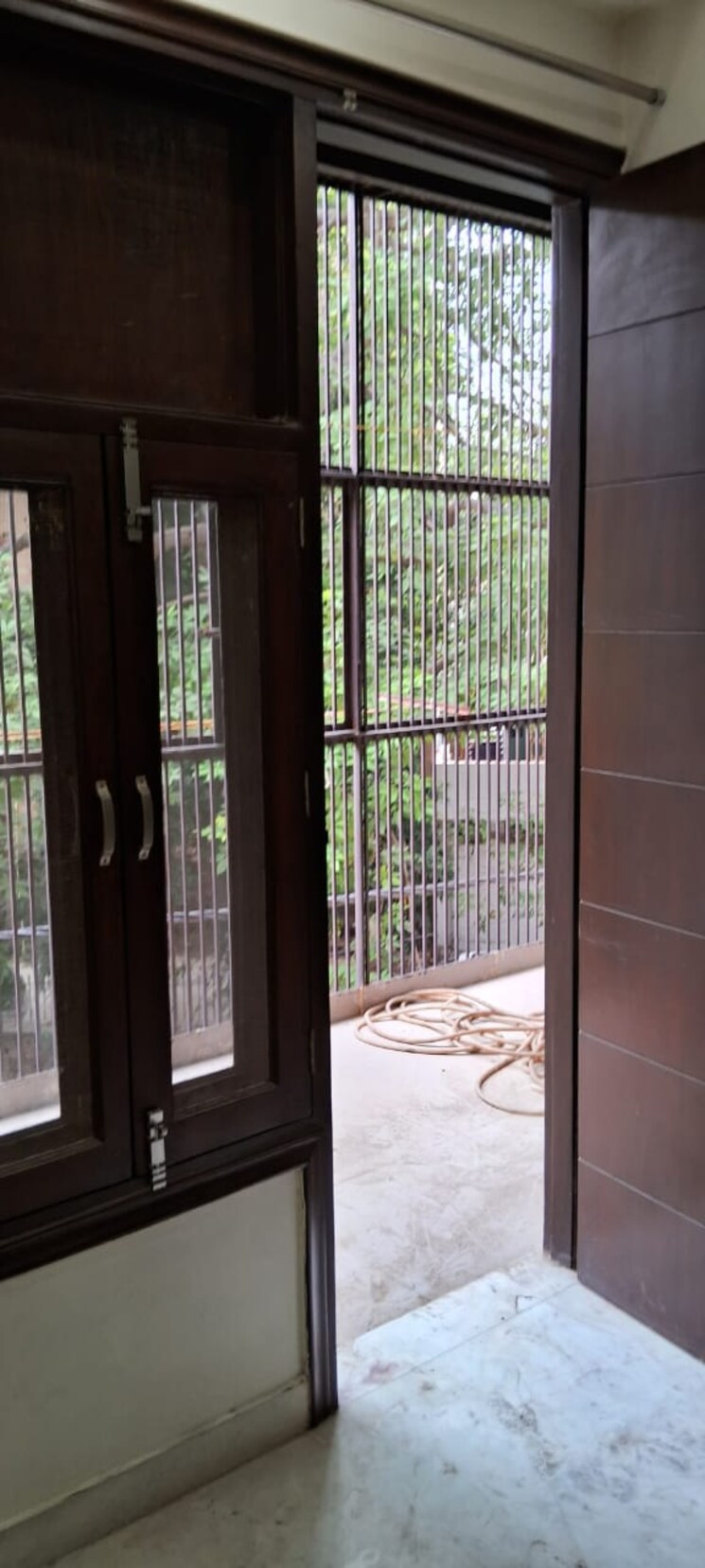 Room, patel nagar 3 Bedroom 2000 Sq.Ft. Builder Floor In Patel Nagar Delhi 9372363