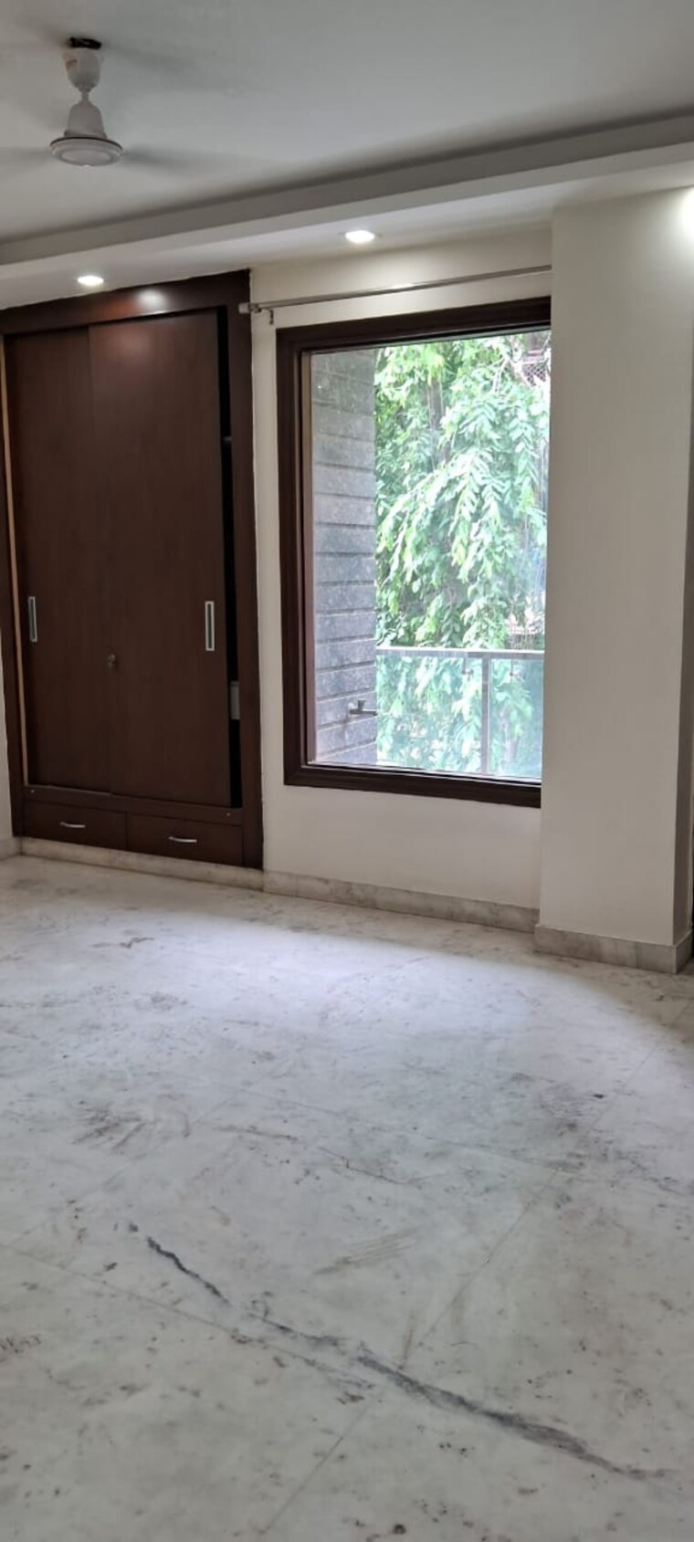 Room, patel nagar 3 Bedroom 2000 Sq.Ft. Builder Floor In Patel Nagar Delhi 9372363